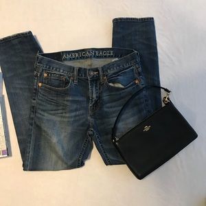 Ladies American Eagle Skinny Jeans 28x28 EUC